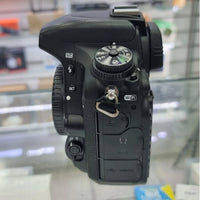 Câmera Nikon D750 – Corpo (Seminova | Com Caixa Original)