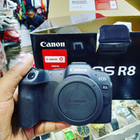 CAMERA CANON EOS R8 CORPO SEMINOVO COMPLETO!