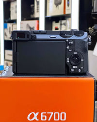 Câmera Sony A6700 – Corpo Seminovo!