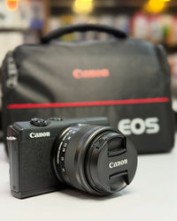 Câmera CANON EOS M200 + LENTE 15-45mm – SEMINOVA