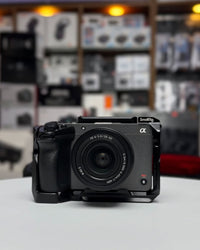 Câmera Sony FX30 + SmallRig Protetor – Seminova!